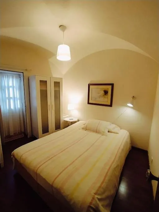 New In Town Lisboa Principe Real Appartement